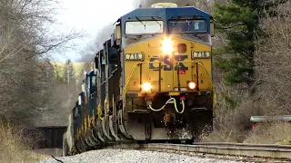 Massive CSX Freight Train Power Climbs Steep Grade in Notch-8!