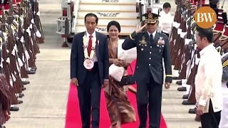 #ASEAN2017 || Arrival of Indonesian President Joko Widodo