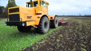 Kirovec K-701 tractor + Horsch Terrano 4 FX cultivating