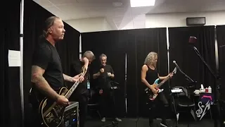 Metallica playing Megadeth ?"Ashes in your mouth" ending rehearsal?