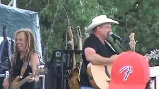 Chris Cagle at Country USA 2013 - Let There Be Cowgirls