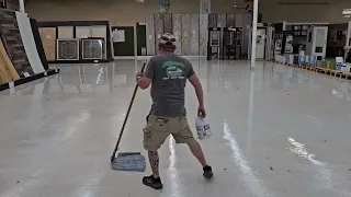 How we strip and wax (VCT) floors | 2600 sf x5 speed