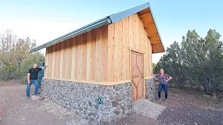 Milled Live EDGE Siding! This SHED Turns HEADS!