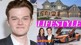 Robert Aramayo (Actor) Lifestyle, Biography, Girlfriend, age, Net worth, Movies, Height, Wiki !