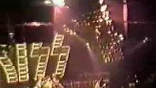 Kiss - Tears Are Falling (Live In Forth Worth,Texas 1986)