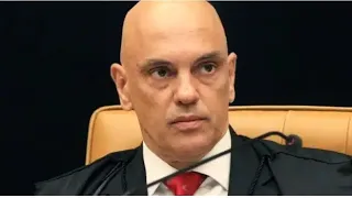 MORAES DÁ 5 DIAS PARA PGR SE MANIFESTAR SOBRE BOLSONARO EM EMBAIXADA