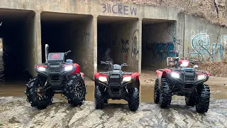 Mud riding on the Hondas (WE FOUND 3 ABANDONED CARS AND A STOLEN SAFE)