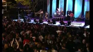 We Got The Beat (Live from Central Park 2001) - The Go-Go's   *HQ Video*