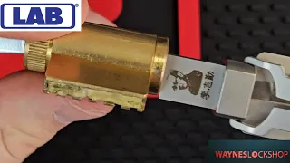 How to open lock to make key to or rekey using LAB inc pin kit LISHI SC4 pick decoder Wayne Winton