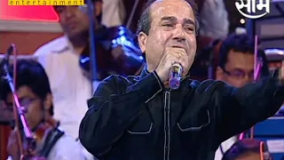 Aur Is Dil Mein by Suresh Wadkar Live HappyLucky Entertainment