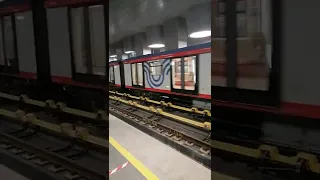 Метро поезд москва 2020