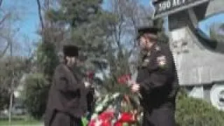 People in Sevastopol honour sunken Russian ship