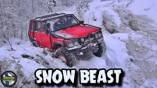 "Snow Beast" Toyota Land Cruiser HJ61 Portal Axles 4x4