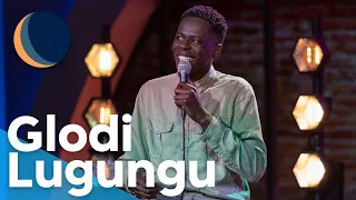 Stalkende buurman | Glodi Lugungu | Avondshow Stand-ups