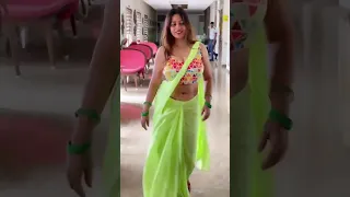 Hot desi bhabhi 😍||open dance #bathing #viralvideo#shorts