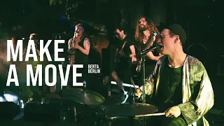 Make A Move - live @ Club Gretchen | LIVING IN A YARD