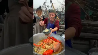 Strange seafood, blue shrimp, strange food Chinese Food Eating Show
