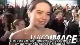 Entrevista com Anna Popplewell na Premiere de Londres - Legendado