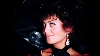 "Золото тяни!" песня из "Формула любви" (1984 год).
