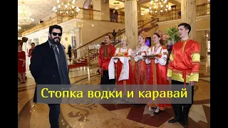 Как встречали в Москве звезду турецких сериалов Бурака Озчивита