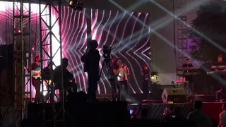 Sunidhi chauhan crazy kiya re live stage performance #kiituniversity #sunidhichauhan #shorts #song