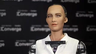 This Lady Robot Speaks Her Mind