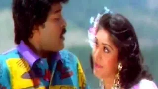 Tota Mere Tota - Chiranjeevi, Meenakshi Seshadhri, Aaj Ka Goondaraaj Song