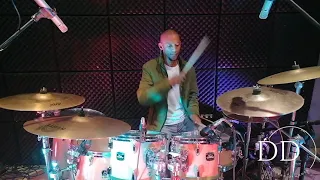 MFR Souls - Amanikiniki (Official Video)ft.  Major League Djz, Kamo Mphela & Bontle Smith(DuranDrum)
