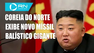 Coreia do Norte exibe novo míssil balístico intercontinental