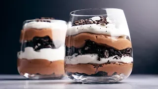 Only 3 Ingredient Chocolate Mousse Trifle