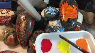 Rock painting . Easy fall leaves technique.