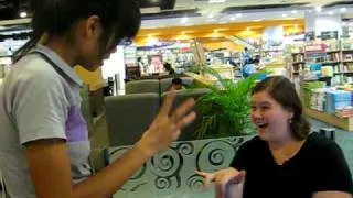Chinese Sign Language (CSL) at Starbucks