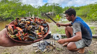 CAMPING, RAIN, CRAB AND SURVIVAL. catch and cook