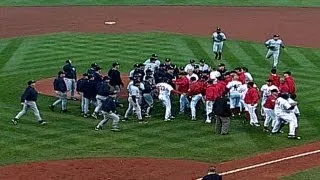 ALCS Gm3: Red Sox Martiez, Ramirez, Yankees Clemens, Zimmer in benches-clearing