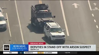 LA deputies in stand off with arson suspect