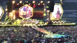 Coldplay - Yellow - Live Olympic Stadium Munich - 06/06/2017