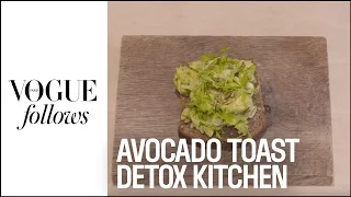 How to make avocado toast with The Detox Kitchen | #VogueFollows |  VOGUE PARIS
