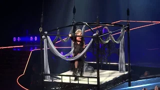 P!NK - Walk me home Vancouver 2019 Roger Arena