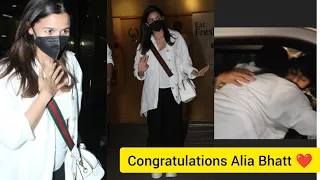 CONGRATULATIONS Alia Bhatt ❤️ & Ranbir Kapoor Came To Recieve Alia Bhatt At Mumbai Airport