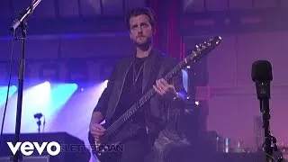 Kings Of Leon - Crawl (Live on Letterman)