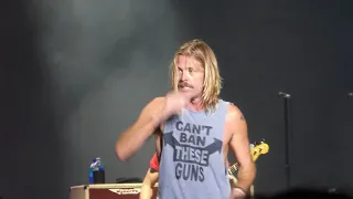 Foo Fighters - Stay With Me - (Faces cover Chad Smith on drums)  Jones Beach  Wantagh NY 7/14/2018