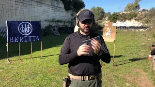 Beretta 98FS Grip & Stance
