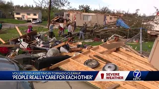 'People really care for each other': Volunteers come together to clean up Elkhorn community