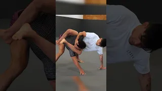 EFFECTIVE Triangle Choke Setup from Whizzer