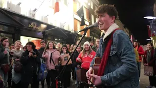 Padraig Cahill gets Grafton Street Dancing!