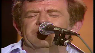 Paddy Reilly - The Town I Loved So Well (Live at the National Stadium, Dublin, 1983)