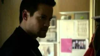 Nikita 1x03 - Michael & Nikita fight scene