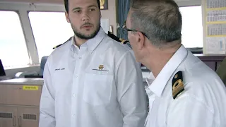 This Third Officer Docks His First MSC Oscar in Harsh Conditions