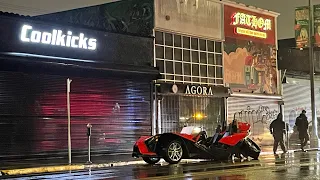 Polaris Slingshot SL almost crashed into Cool kicks on Melrose Ave | Los Angeles, Ca | 12.14.21