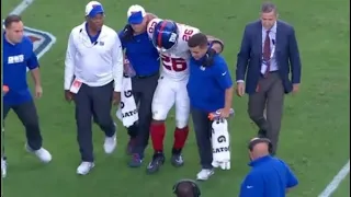 Saquon Barkley leaves with apparent ankle injury in Week 2.